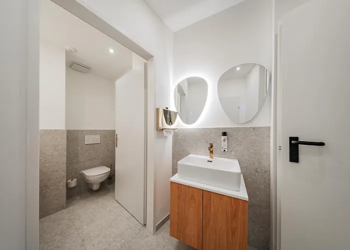Hostel Home1 - Florentin Boutique
