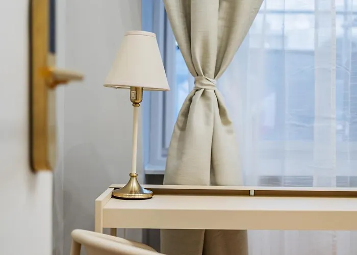 Hostel Home1 - Florentin Boutique